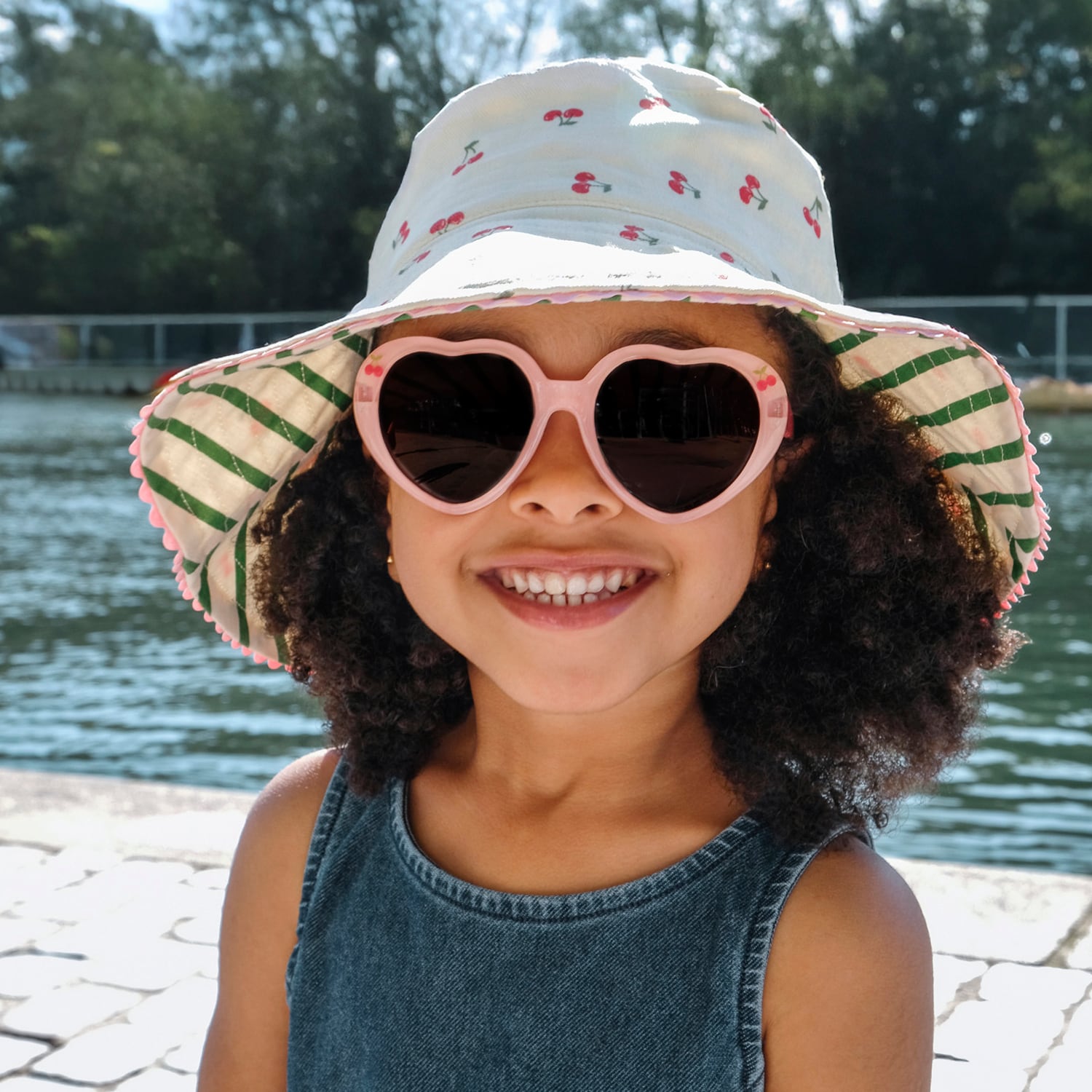 T2572G-1:Cherry Kiss Stripy Reversible Sun Hat 3-6 Years-GREEN