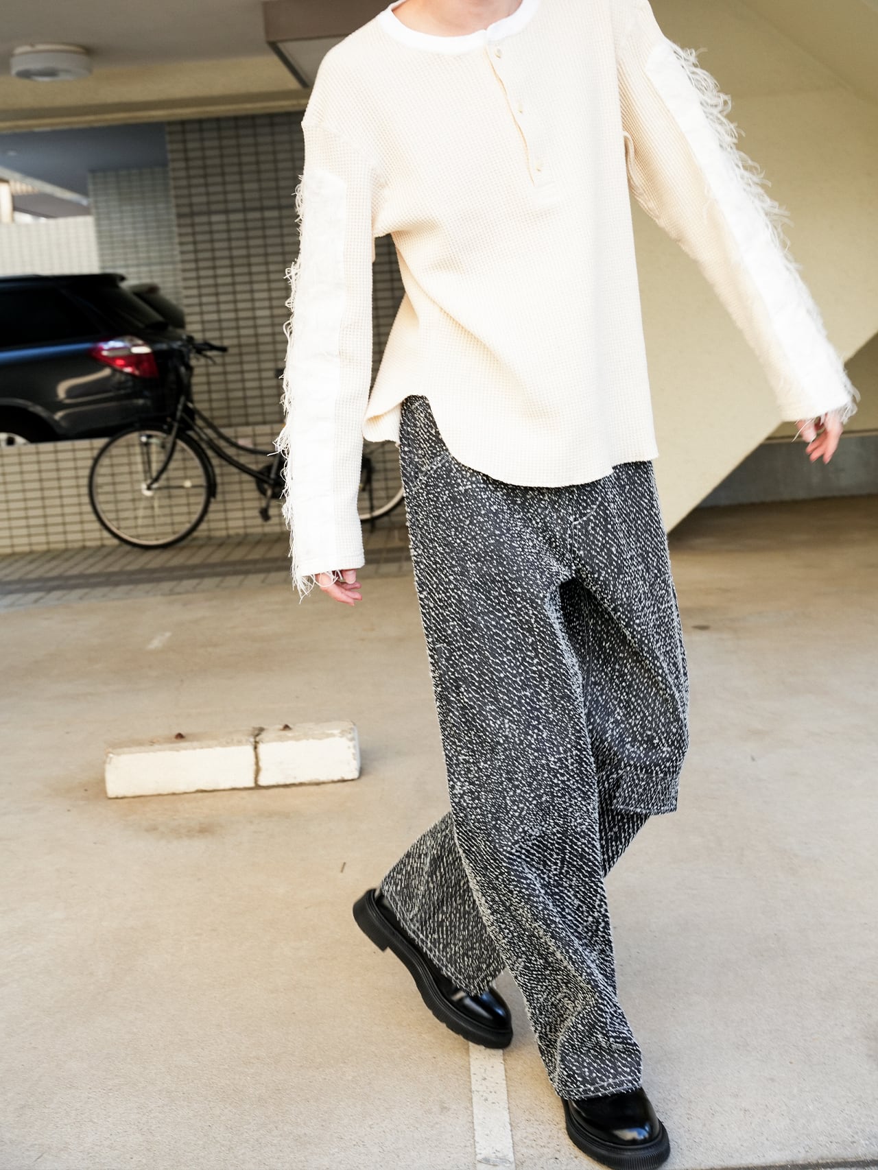 UNEEK BASEMNT - Discover independent style.