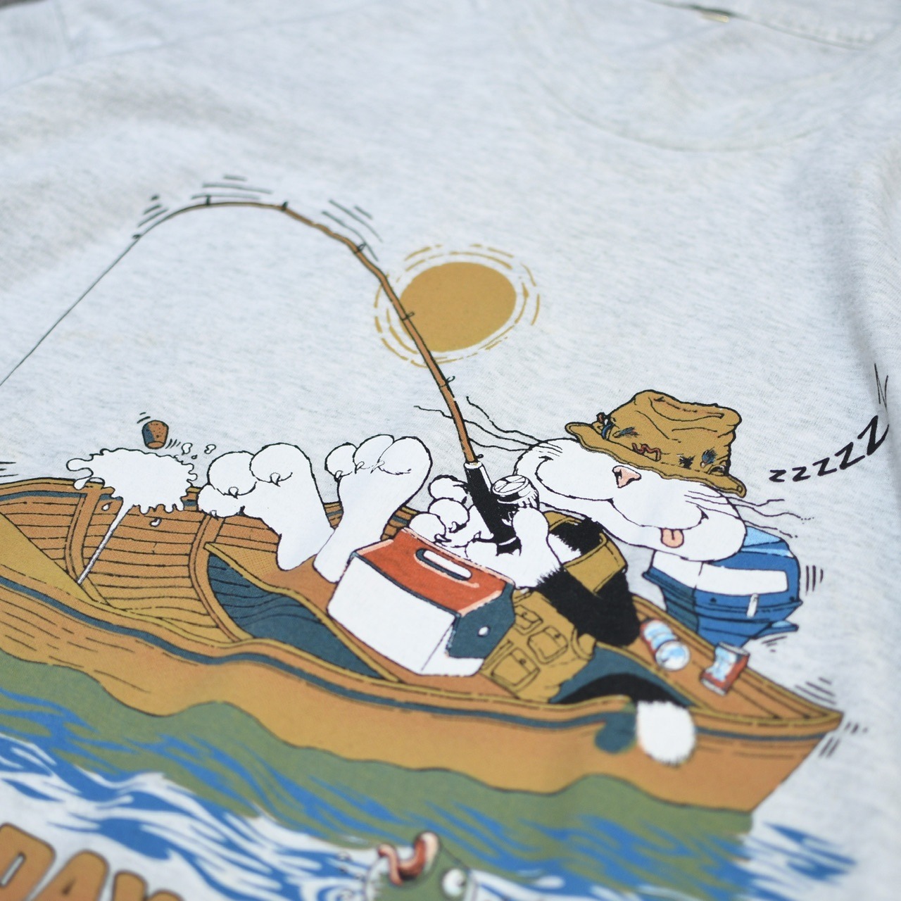 90's fishing cat print tee