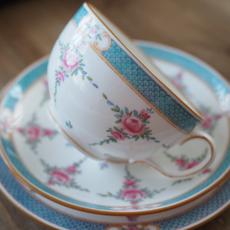 希少】英国アンティーク ミントンペルシアンローズ トリオA カップ