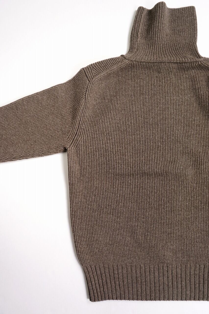 Hand Framed High Neck P/O　