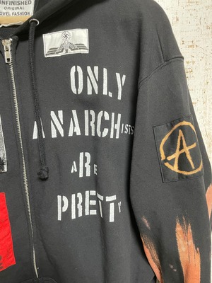 UNFINISHEDアナーキーパーカー