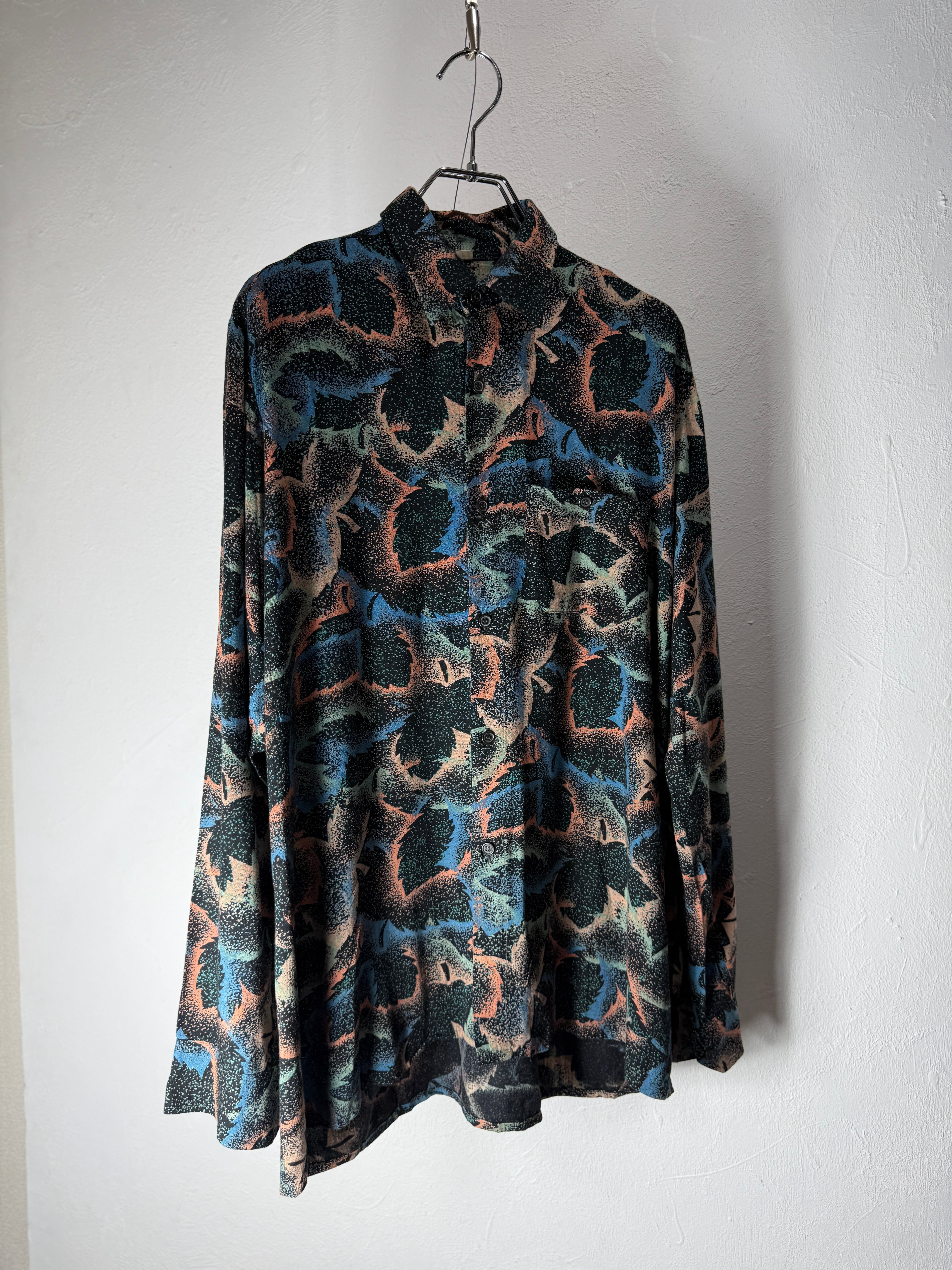 90s EUR Art Pattern Rayon Shirt