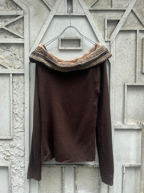 "SALEPEPE" design off-shoulder rib knit / made in ITALY