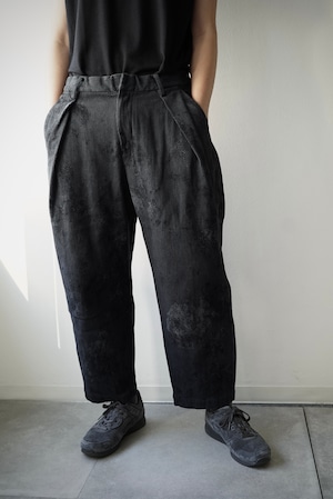 Ancient Dyed Sashiko / W-Tuck Pants (鉄黒)