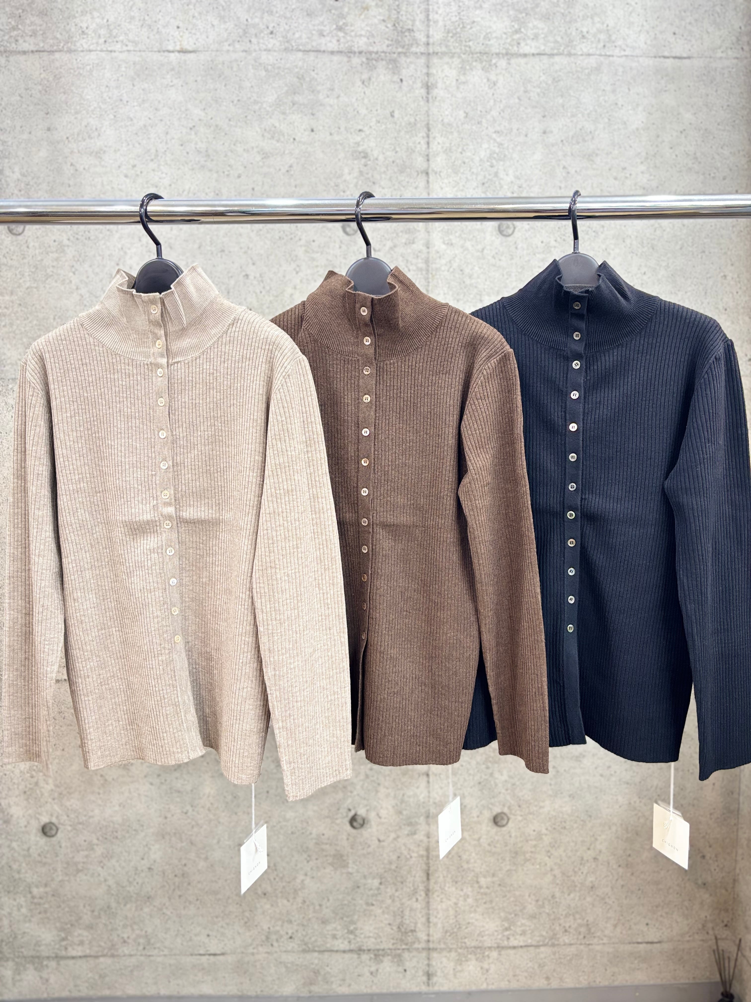 【送料無料】CHIGNON(シニヨン) マルチWAYタートルPO プルオーバ シャツ タートル 前後着用可能 手洗い可能 9555-301JR