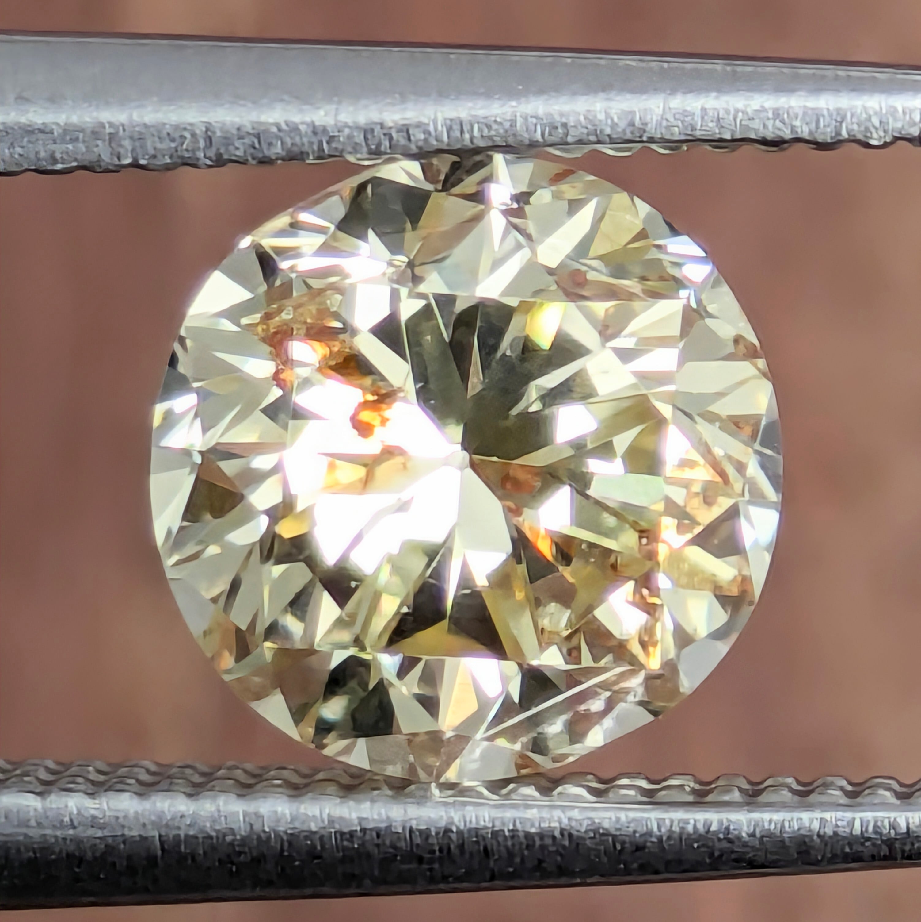 ライトイエローダイヤルース【1.093ct】PRO207845 | DiamondAntique