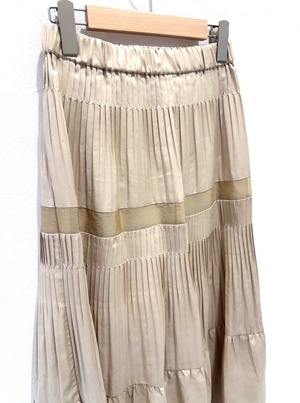 ティアードプリーツグロースカート