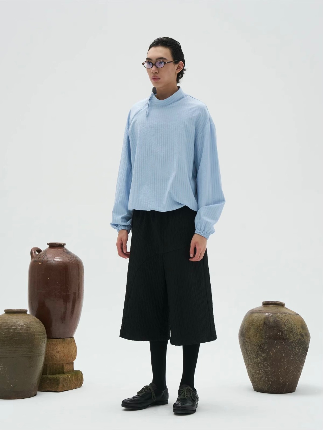 7440 37 1 Textured Wide Shorts