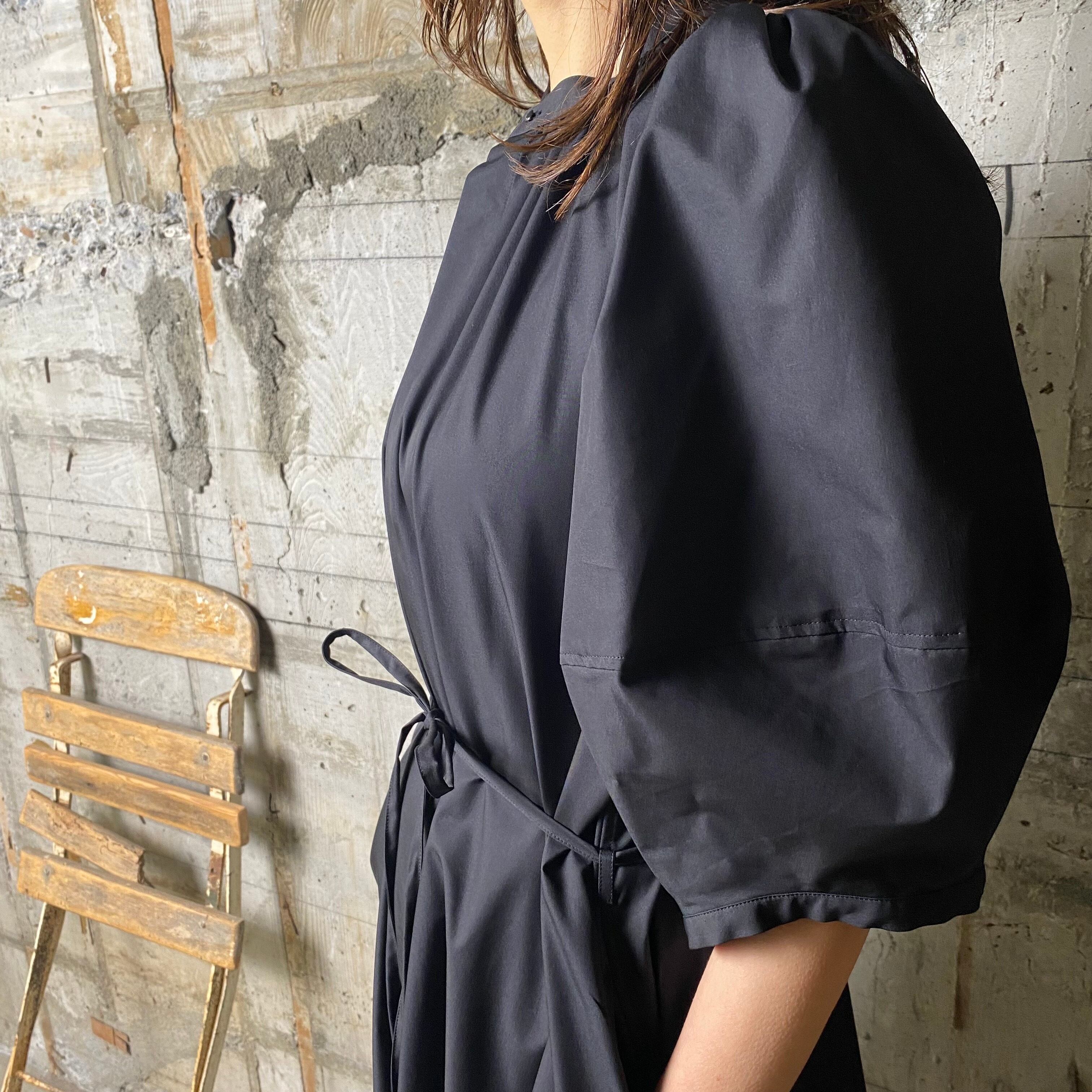 HYKE【ハイク】T/C BALLOON SLEEVE DRESS (16160 BLACK ). | glamour