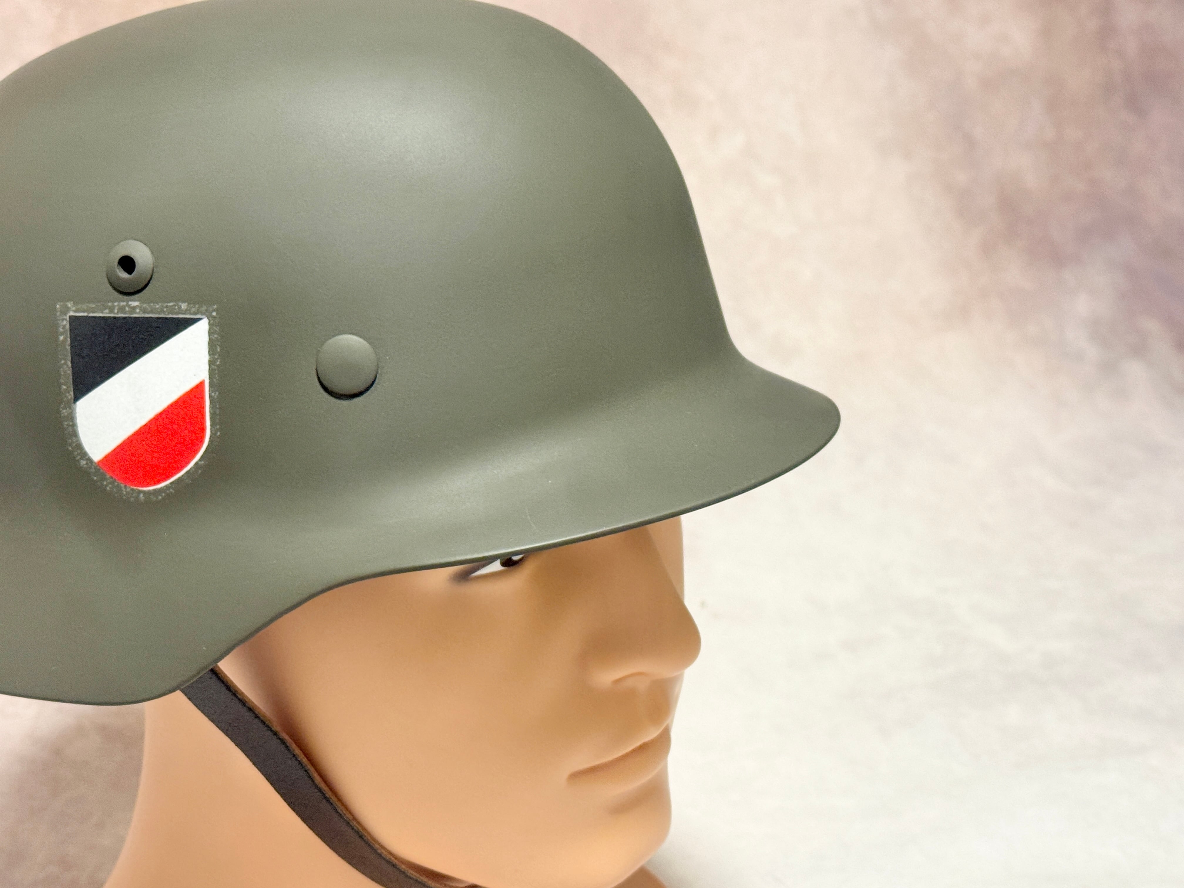 WWⅡ ドイツ軍 M35シュタールヘルメット(陸軍・ダブルデカール