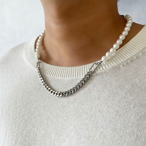 Chain & Pearl Necklace