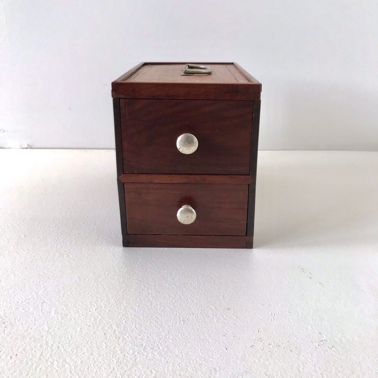 手提げ金具付きの引き出し /古道具