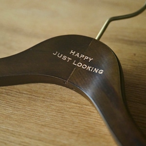 hanger+「HAPPY JUST LOKKING」