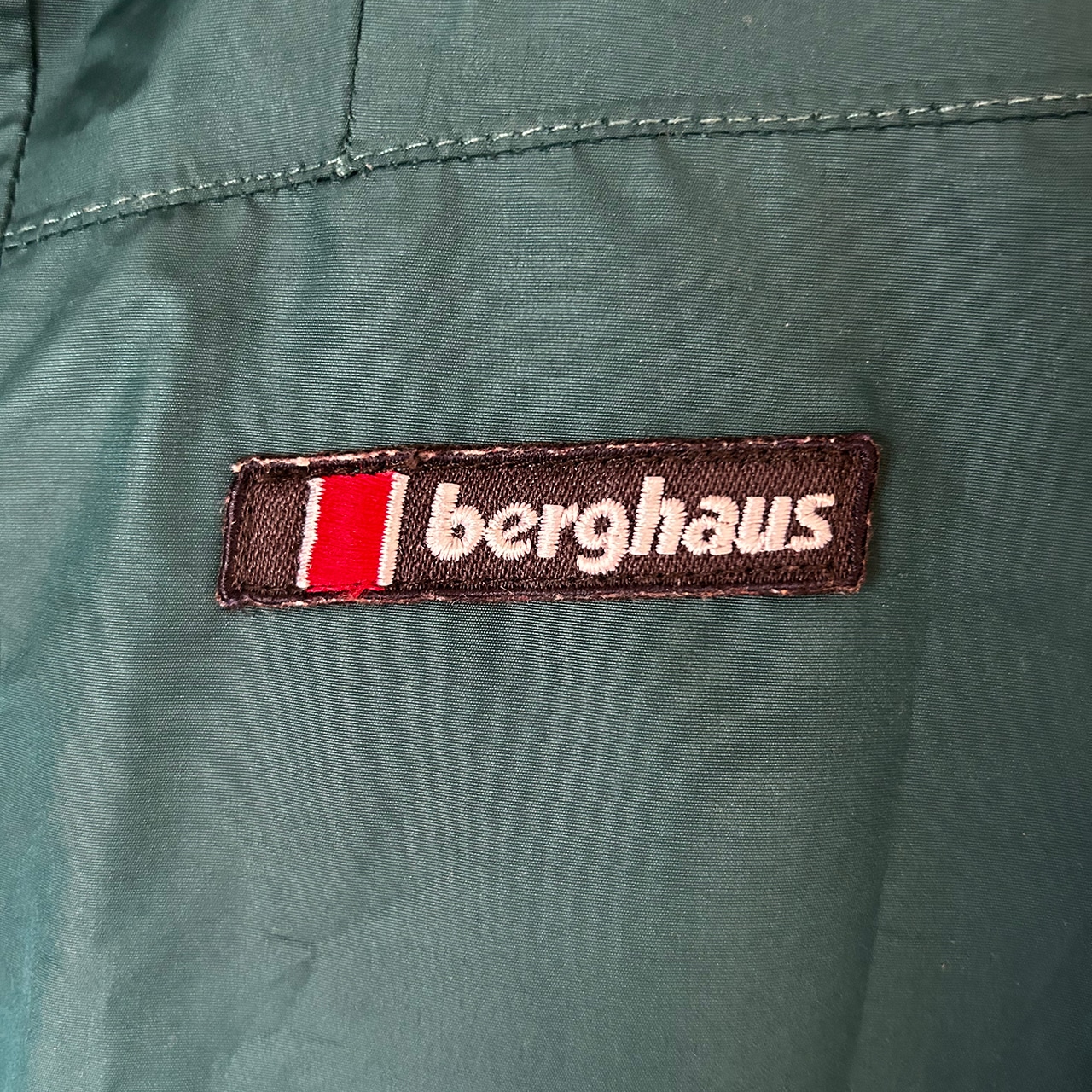 Vintage Berghaus Typhoon Aquafoil Jacket Used 中古