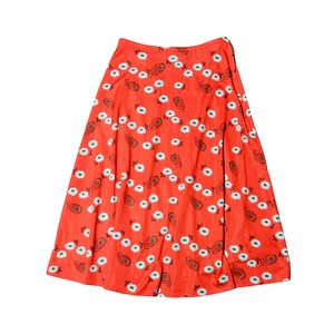 80's Hanaemori ban-lon for vivid.   retro floral skirt