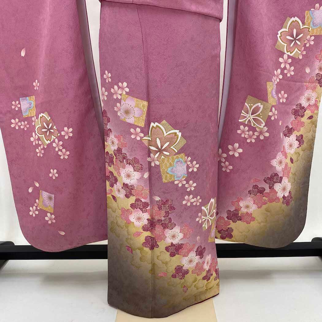 振袖 中古  ピンク 正絹 古典 裄66.5cm 身丈171.5cm 美品 M サイズ 成人式 4053 振袖 中古 ピンク 正絹 古典 裄66.5cm 身丈171.5cm 美品 M サイズ 成人