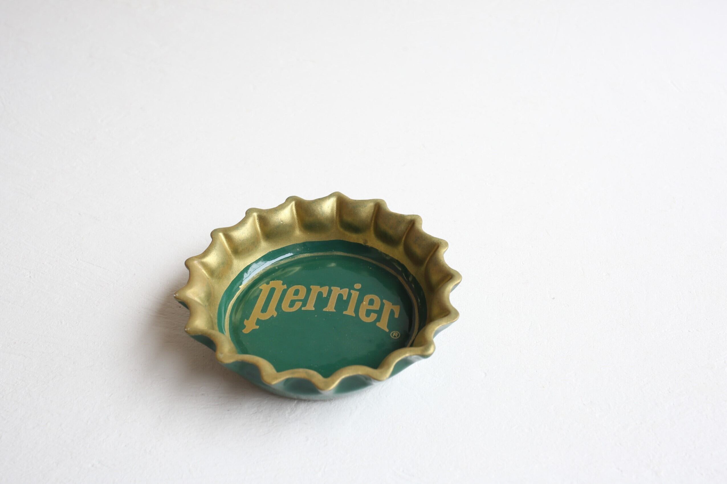 フランス アンティーク ヴィンテージ ペリエ Perrier 王冠型 灰皿 N