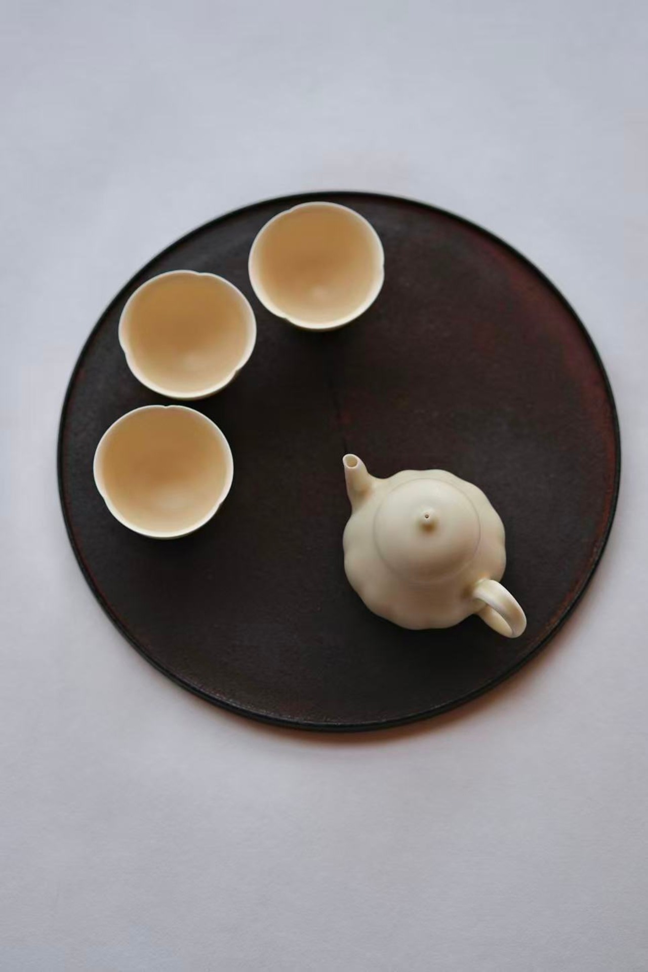 督田昌巳 Masami Tokuda - 木皿 Wooden tray