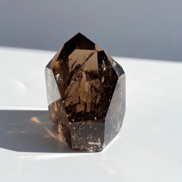 虹入り◎スモーキークォーツ タワー16◇Smoky quartz Tower◇天然石・パワーストーン