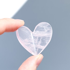 ローズクォーツ 3Dハート 02♡Rose Quartz heart ♡天然石・鉱物・パワーストーン・インテリア