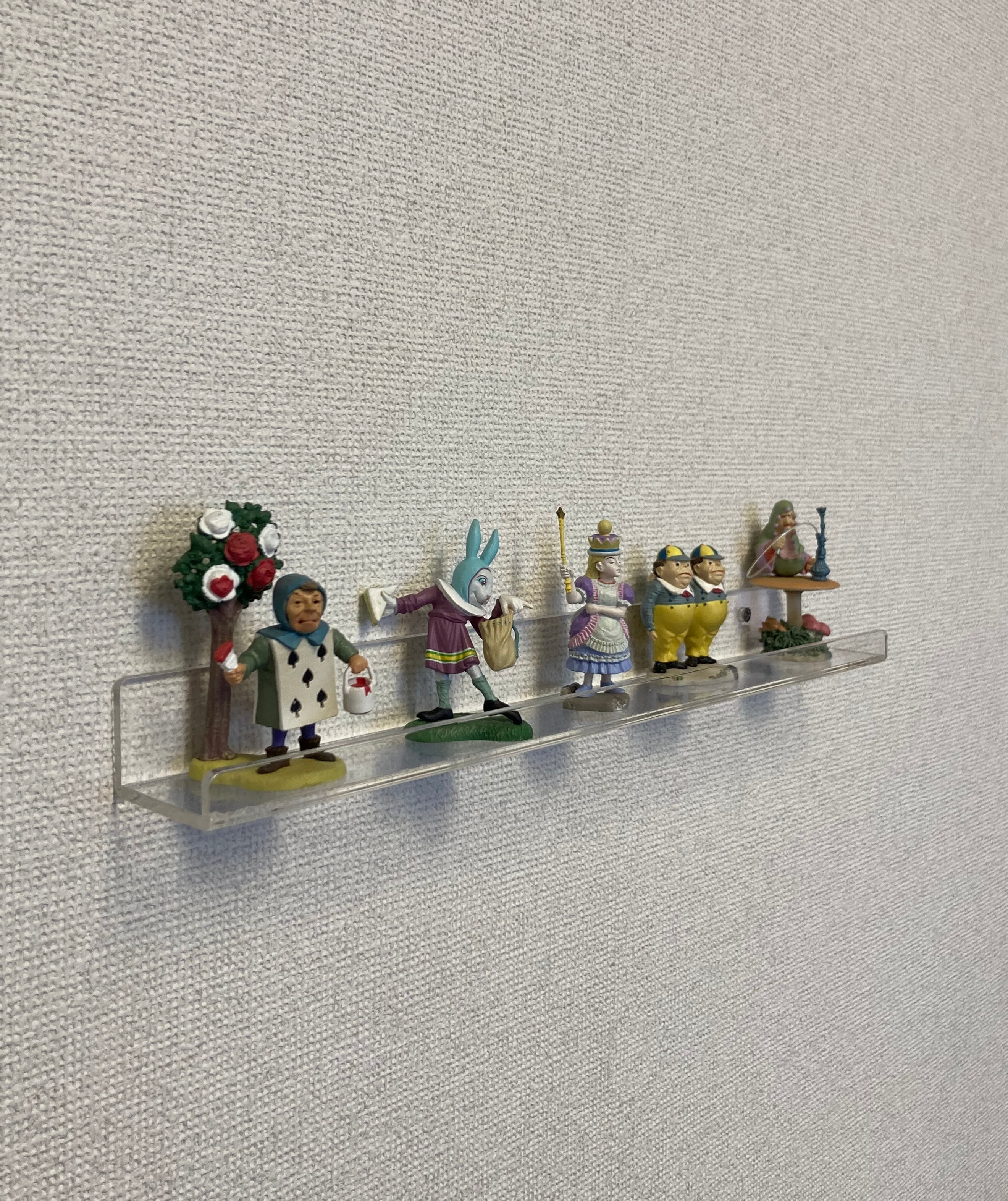 アクリル壁面ディスプレイレール／ラック 送料無料 | ケンユーワークス