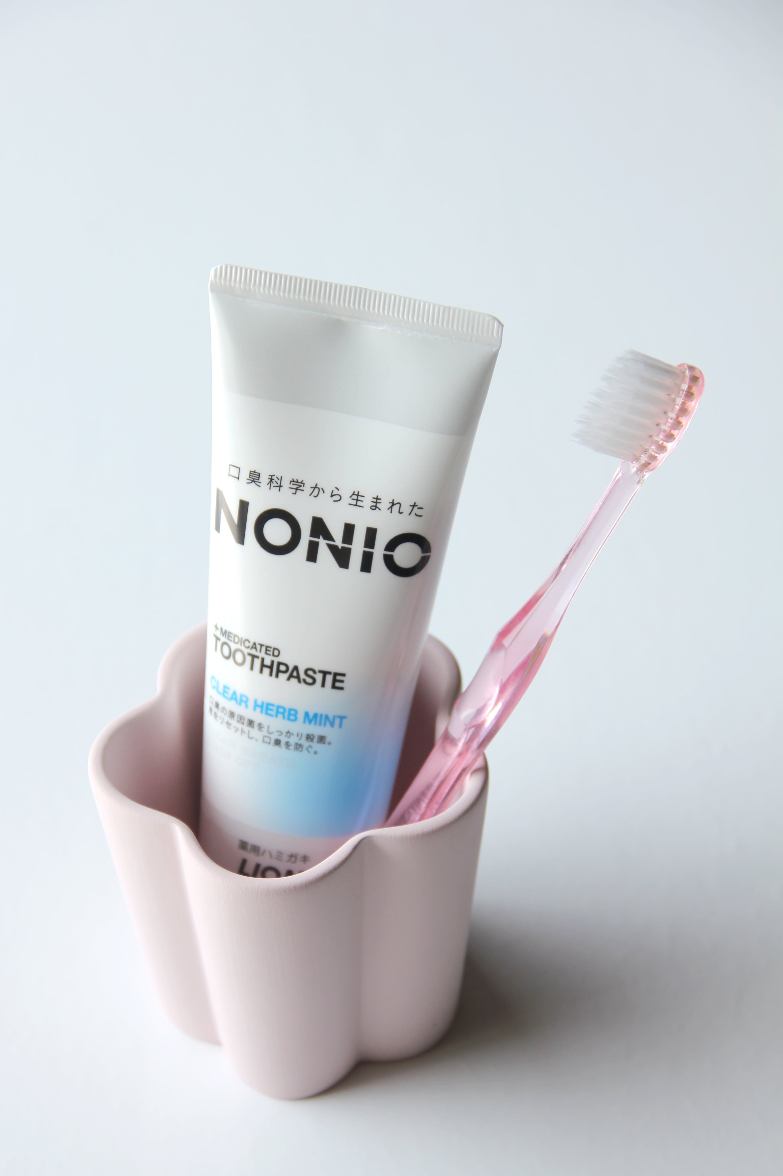 歯ブラシ立て：フラワーピンク・・・スウセラ（sucera） | 丸健製陶