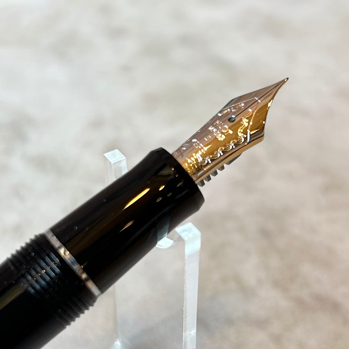 廃盤品】PILOT万年筆「カスタムヘリテイジ91（黒銀）」／字幅EF・SF