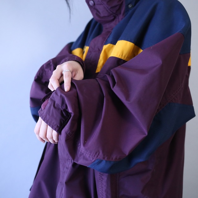 "Columbia" 薩摩芋 good color over silhouette mountain jacket