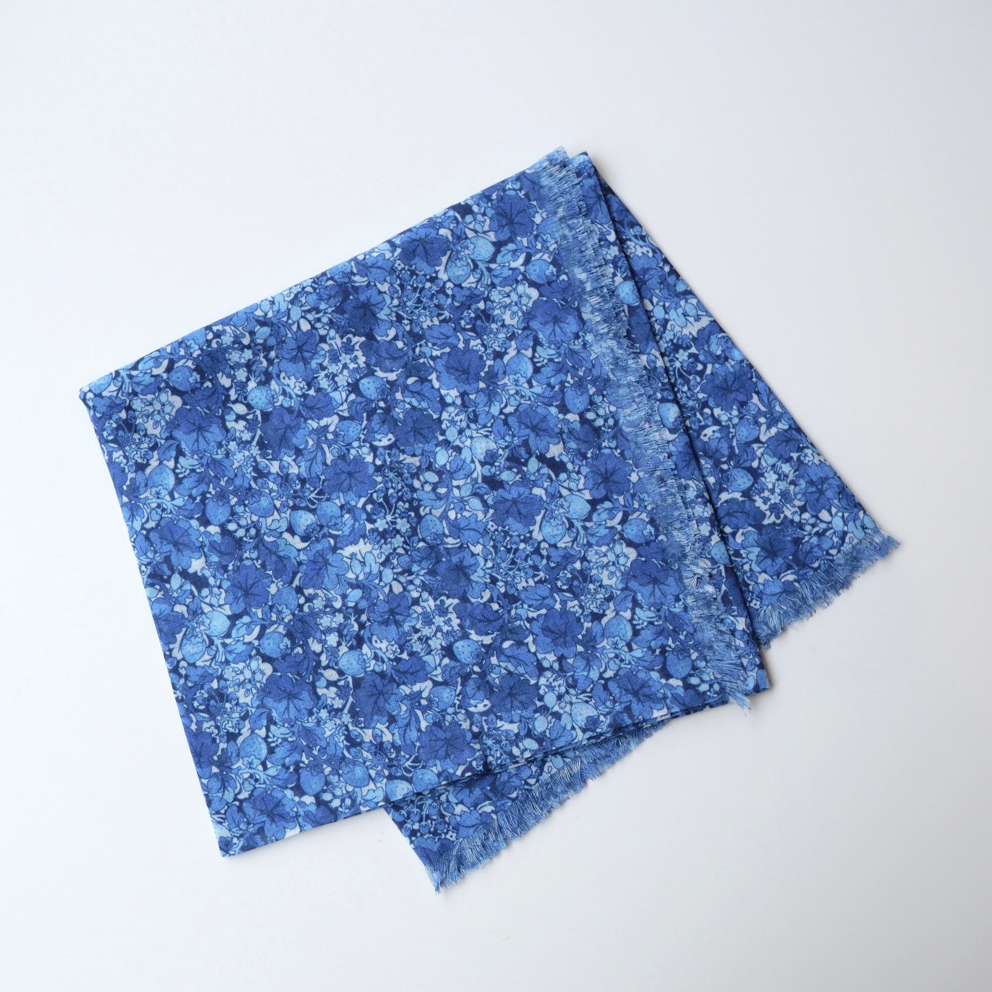 R&D.M.Co- no.8109b TYPEWRITER WILD BERRY FLORAL GAUZE SHAWL Blue