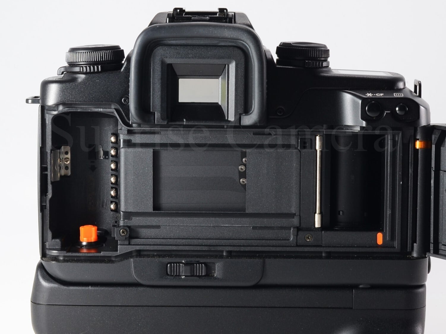 Canon EOS 55 ボディ BP-50付 キヤノン (61272) | サンライズカメラ