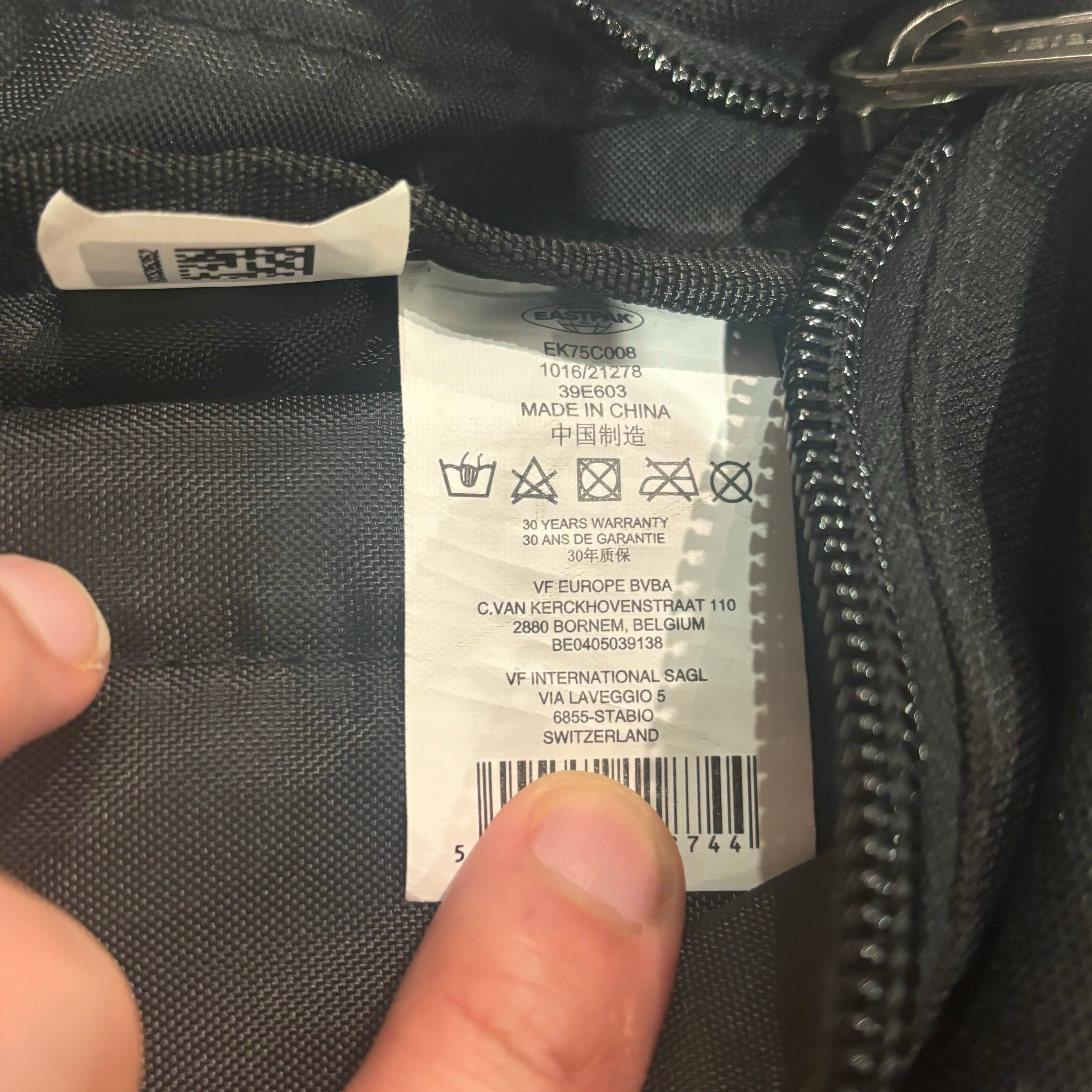 VETEMENTS×EASTPAK ヴェトモン×イーストパック バッグ リュック VETEMENTS×EASTPAK ヴェトモン×イーストパック バッグ リュック