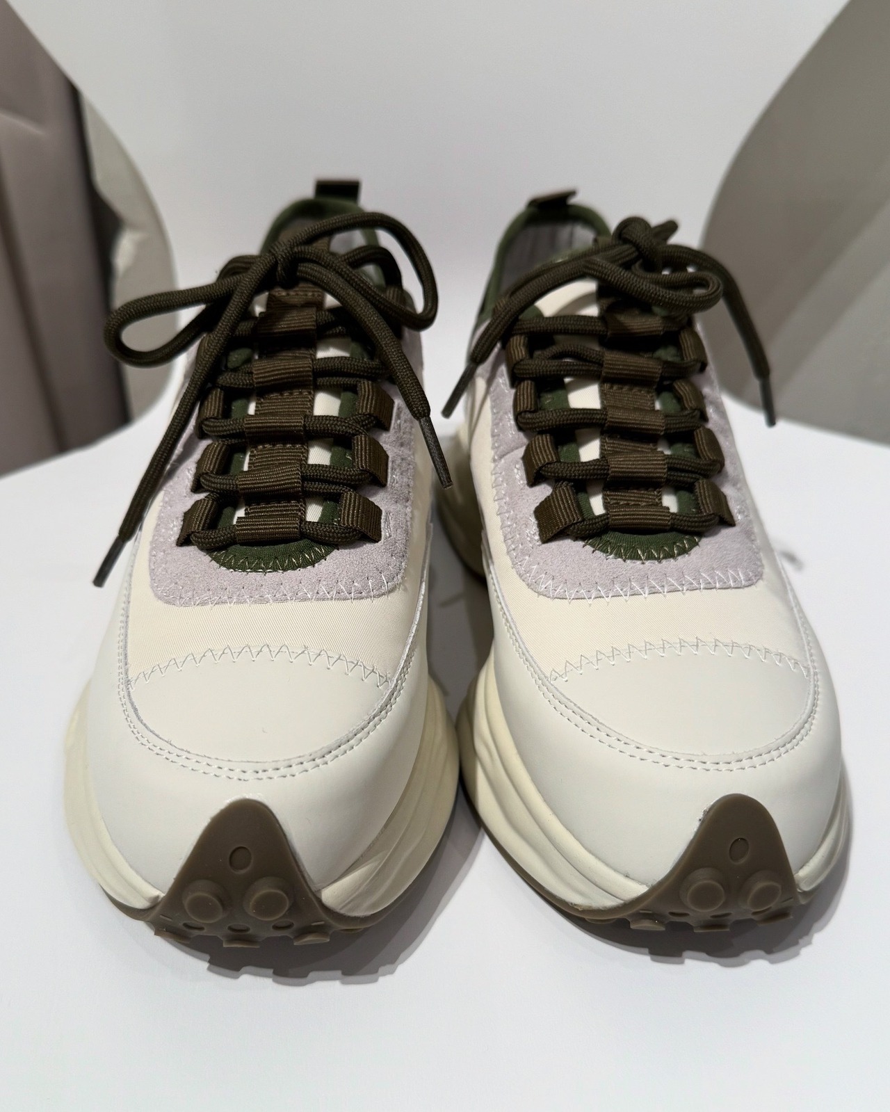 SEEK インソール配色スニーカー