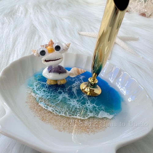 海色シェルのペンスタンド(トレイ)✳︎海レジンアート オーシャンアート