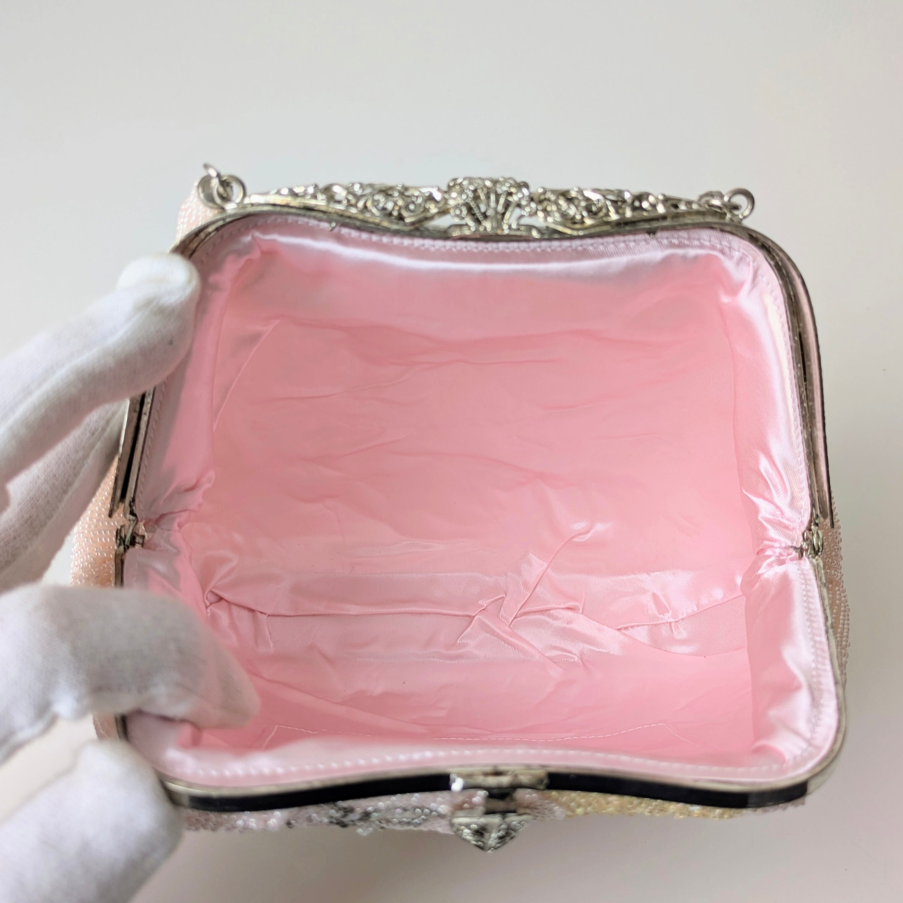 Vintage】ビーズ刺繍バッグ ピンク 藤の花模様 パーティーバッグ 昭和