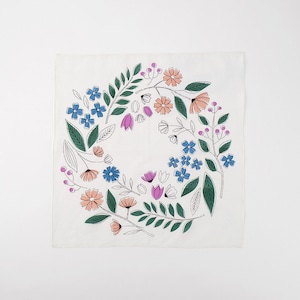 Flower wreath handkerchief