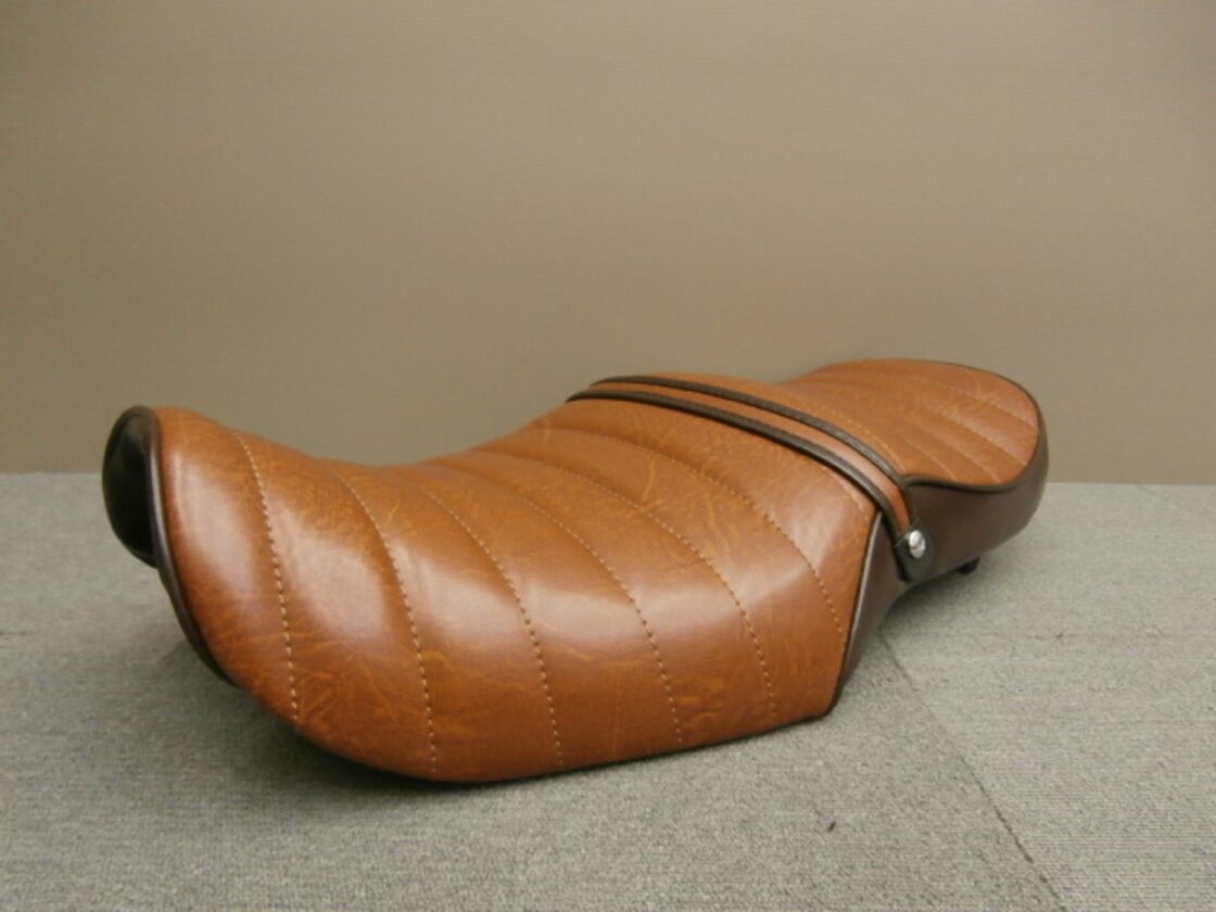 バリオス 1型 タックロールシート 茶皮 ツートン / BALIUS アンコ抜き 