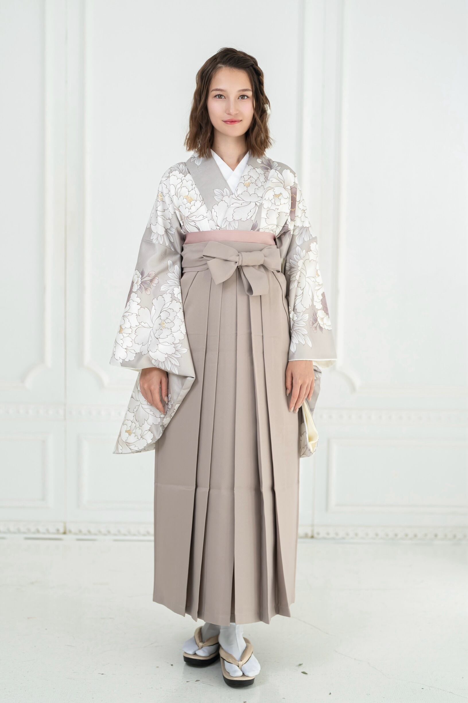 着物ジェンヌ 卒業式 卒業式袴3点セット　おまけ付き Kimono Sienne 卒業式袴3点セット ライトグリーン 二尺袖着物 袴 卒業