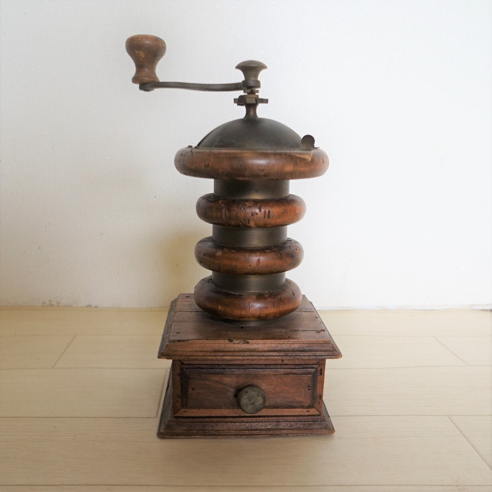 【コレクション 55】イタリア製 背の高いコーヒーミル