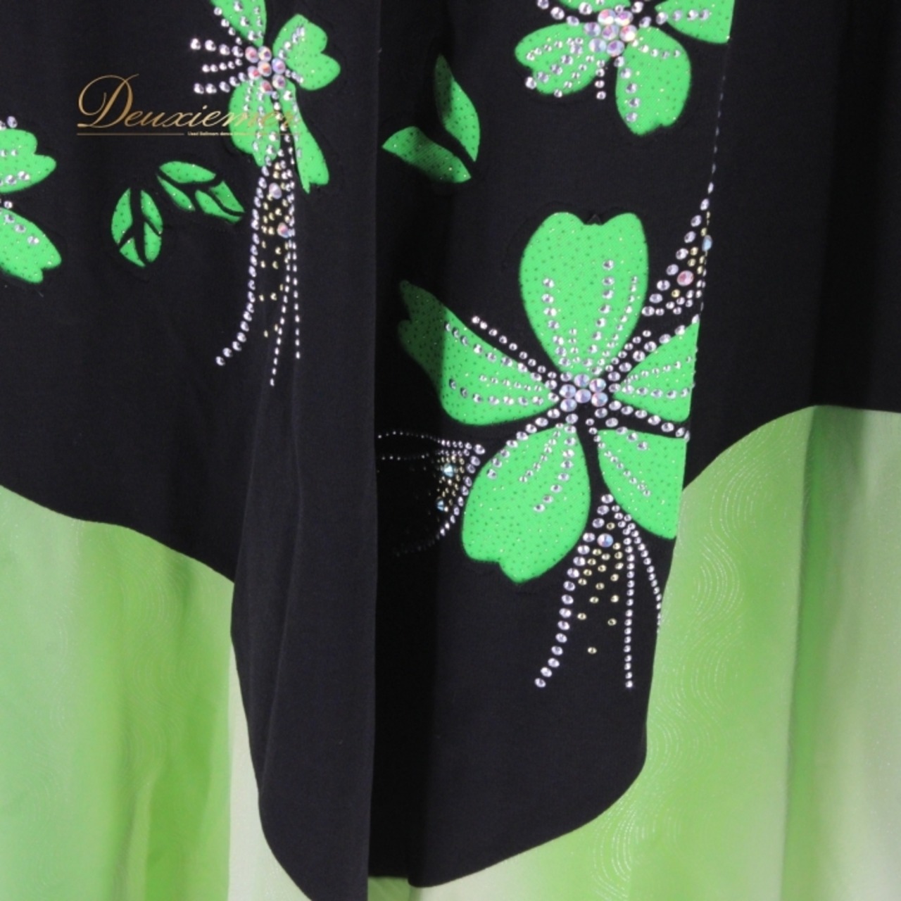 社交ダンス 衣装 スタンダード スカート レッスンウェア レディース 黒 黄緑 グリーン系 ラインストーン 花柄 ブラック系 練習着 フェミニン ブラック系 スカート レディース用 フレアスカート 練習用ダンス衣装 ラインストーン装飾 伸縮性あり スタイリッシュ カジュアル 舞台衣装 ダンス練習着 フェミニンスタイル おしゃれ クラシックダンス ダンス用ウェア 花 motif フラワーデザイン