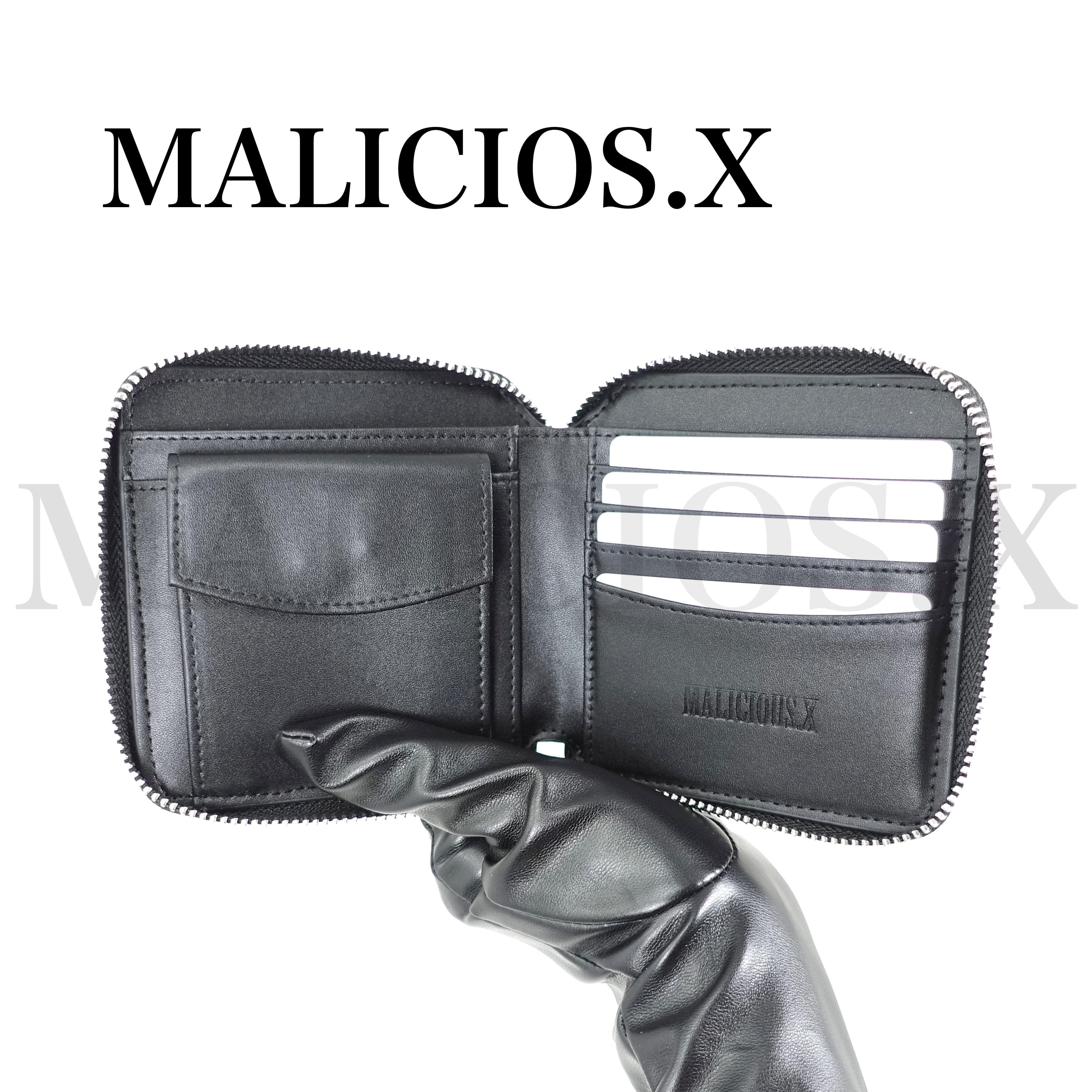 Cat fang folding wallet (crocodile) | MALICIOUS.X