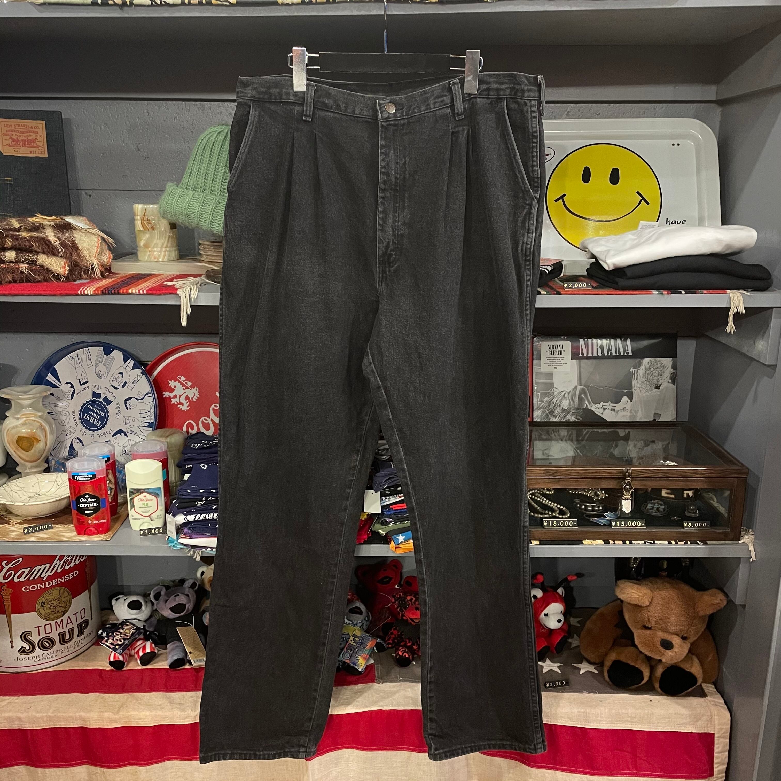 Wrangler 2 Tuck Denim Slacks | VOSTOK