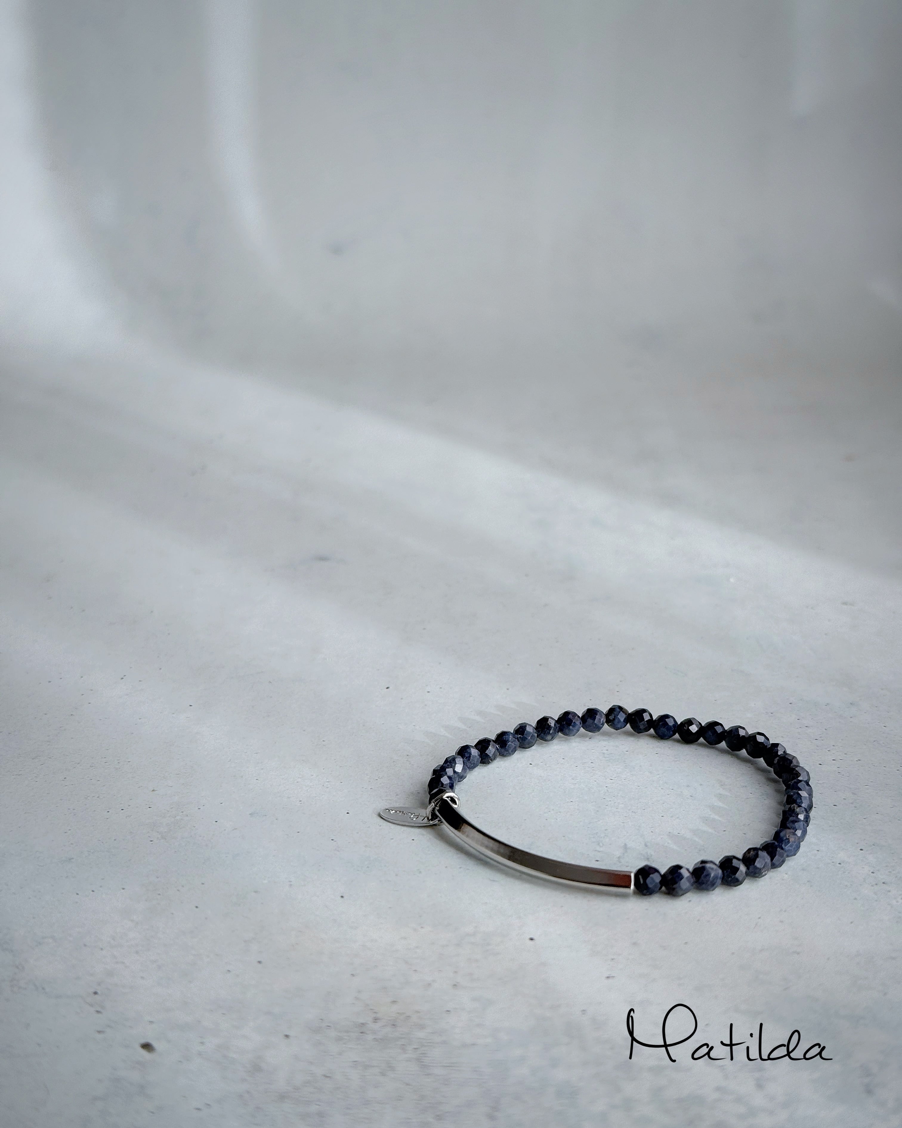 【再販】Tube & stone bracelet(サファイア)