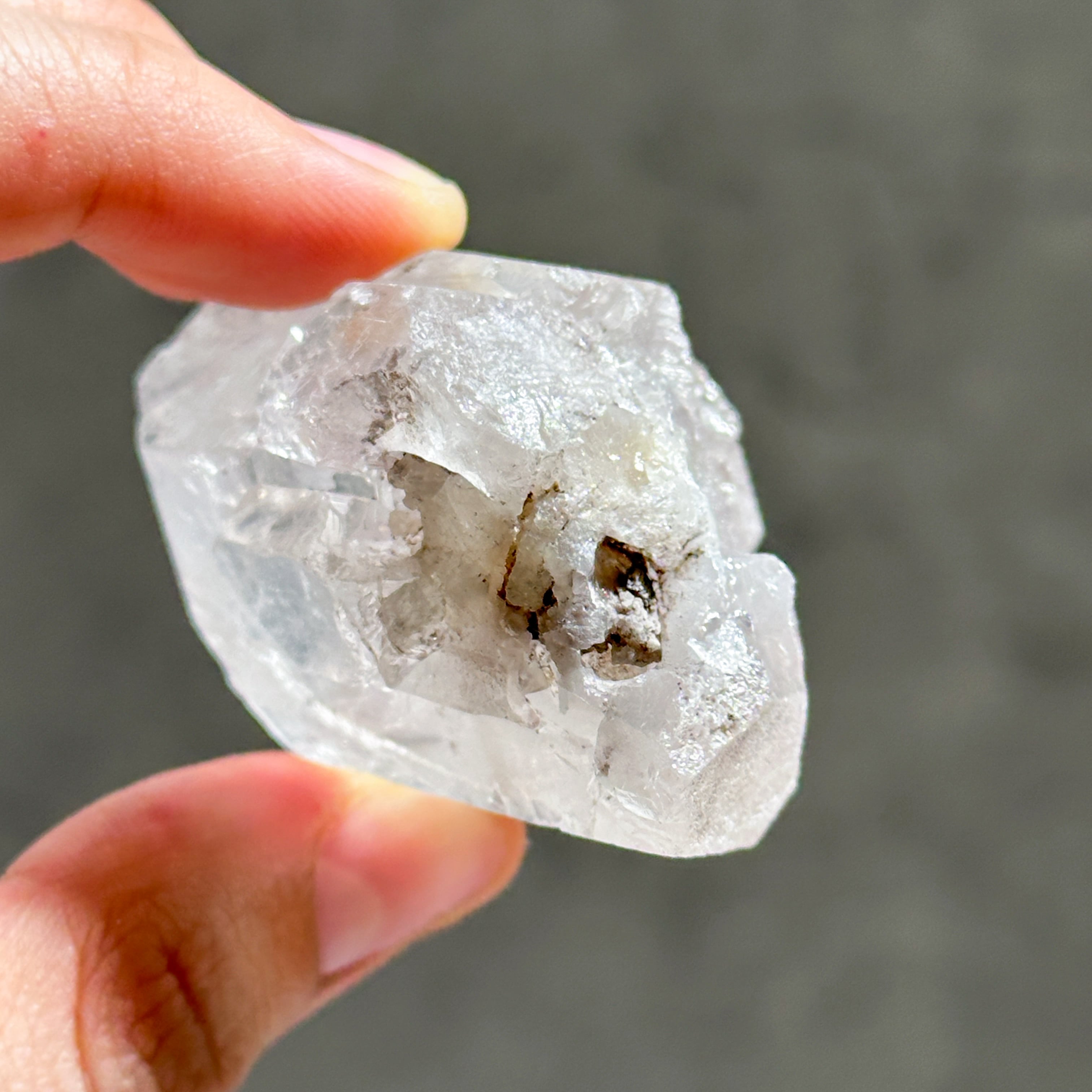 ミナスジェライス産干渉水晶(インターフェレンスクォーツ) 原石03