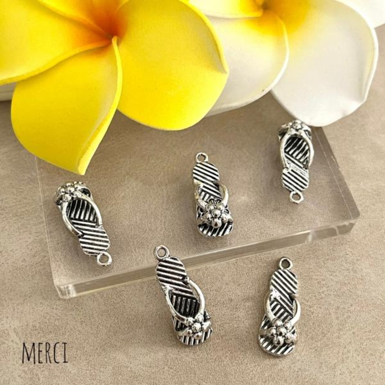 【2個】フラワーぞうりチャーム/島ぞうり/ビーチサンダル/ハワイアン/