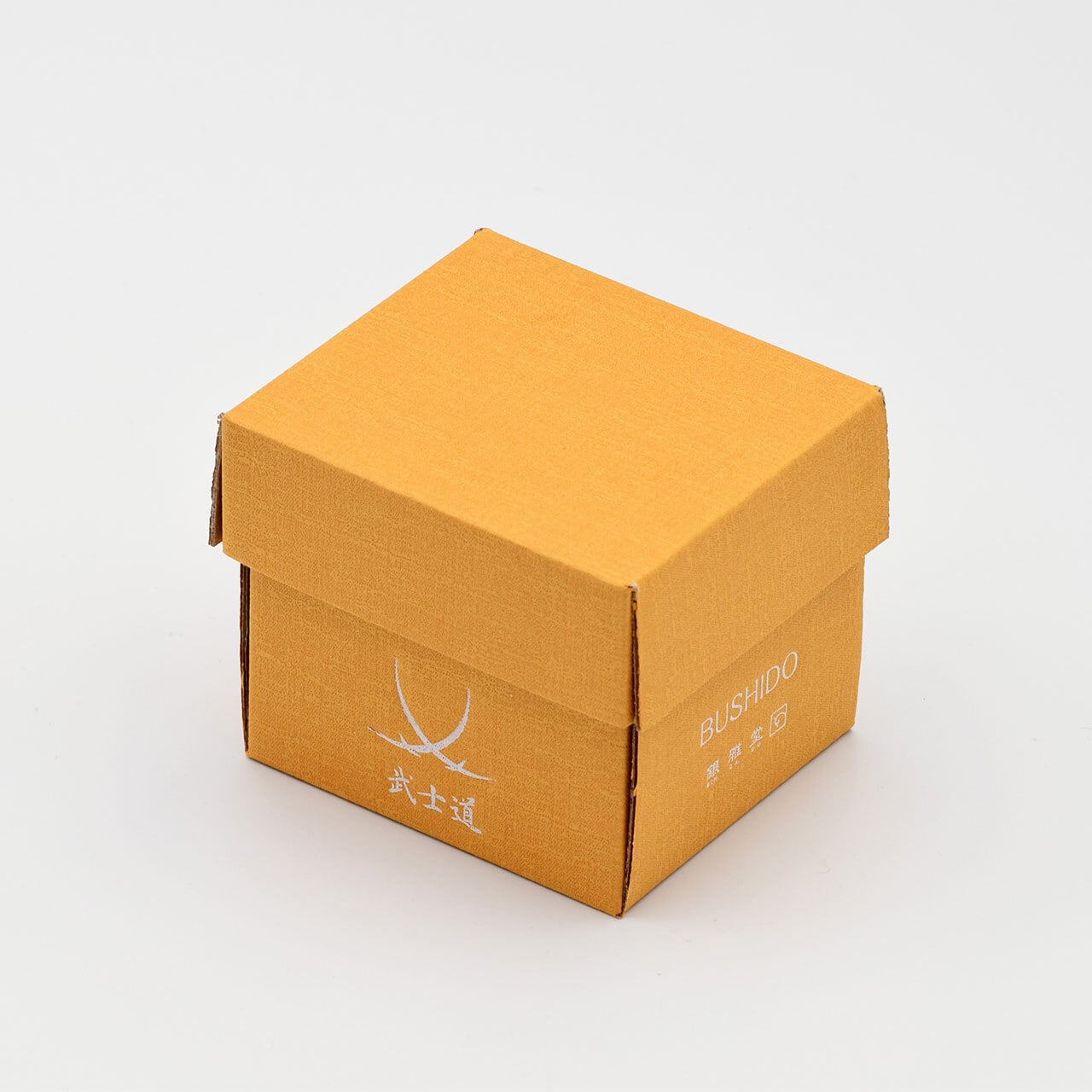 手に収まるミニ兜》BUSHIDO 楠木正成｜銀雅堂 | 生活を楽しむ専門店