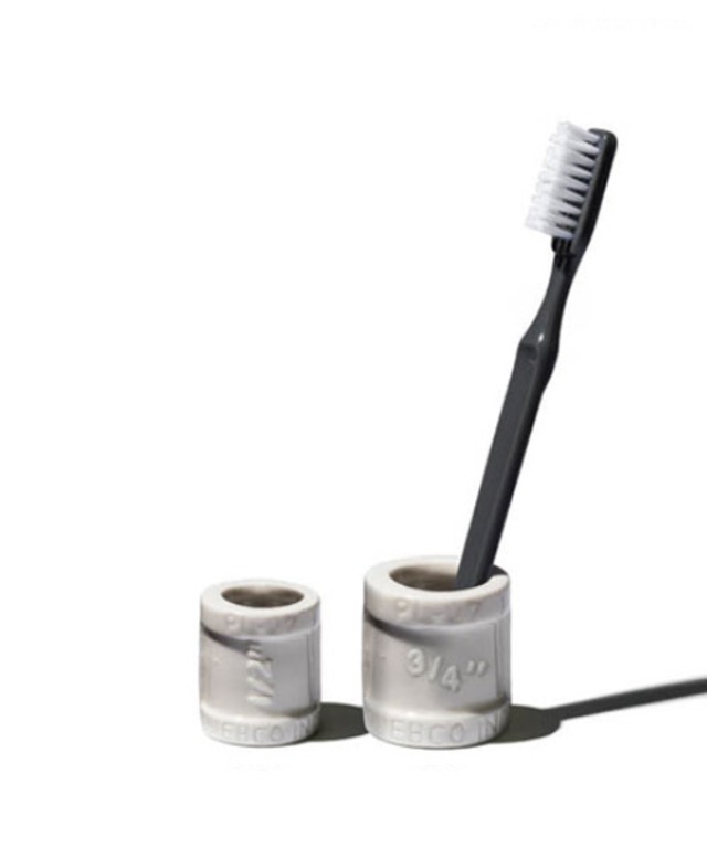 CERAMIC TOOTHBRUSH STAND：Kids