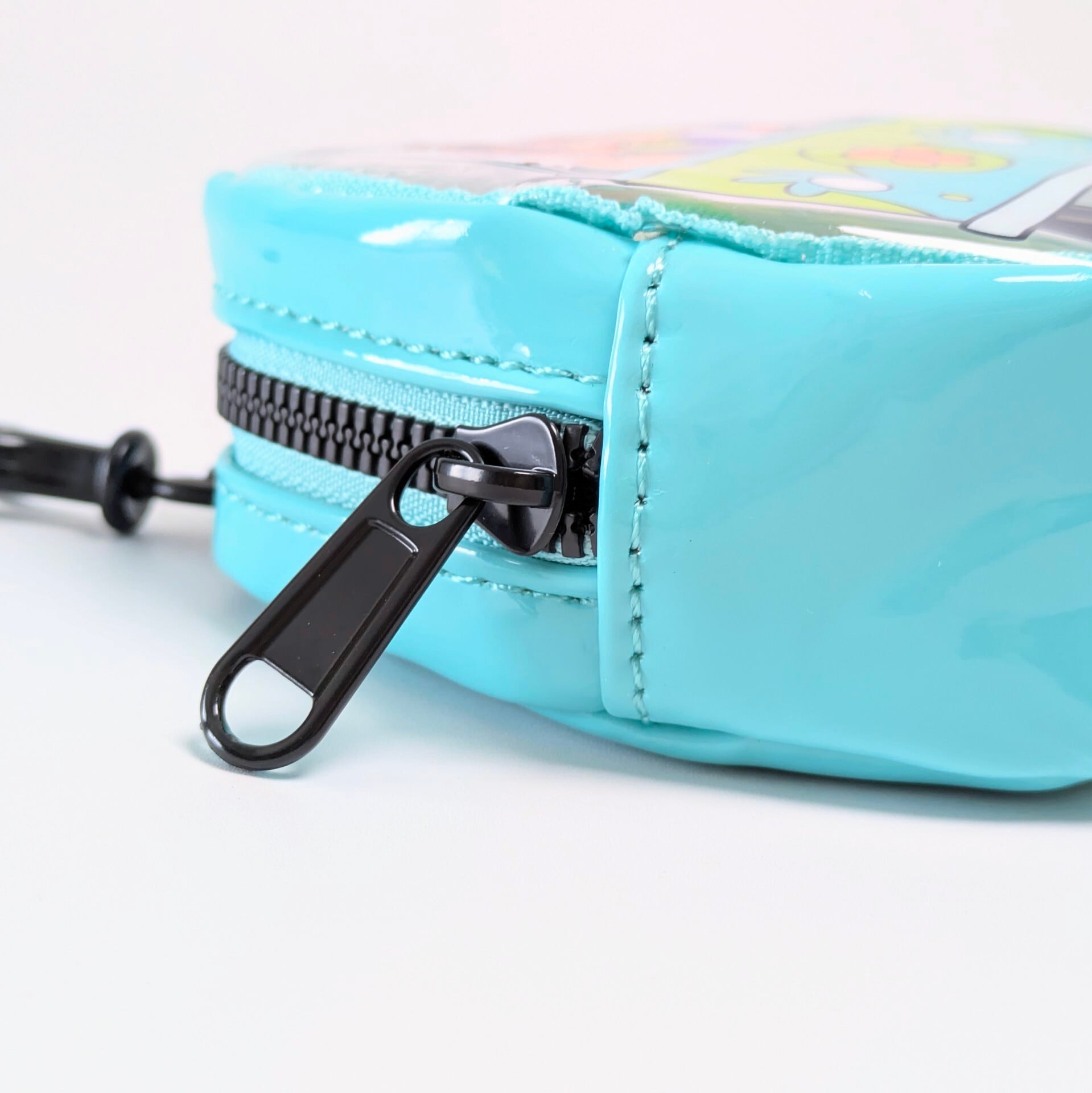 【 Scooby-Doo（ スクービー・ドゥー ） 】カラビナ CLEAR POUCH ( カラビナクリアポーチ )  カラビナキーホルダー / 小物入れ / コスメポーチ 〚アメリカン雑貨 アメトイ〛