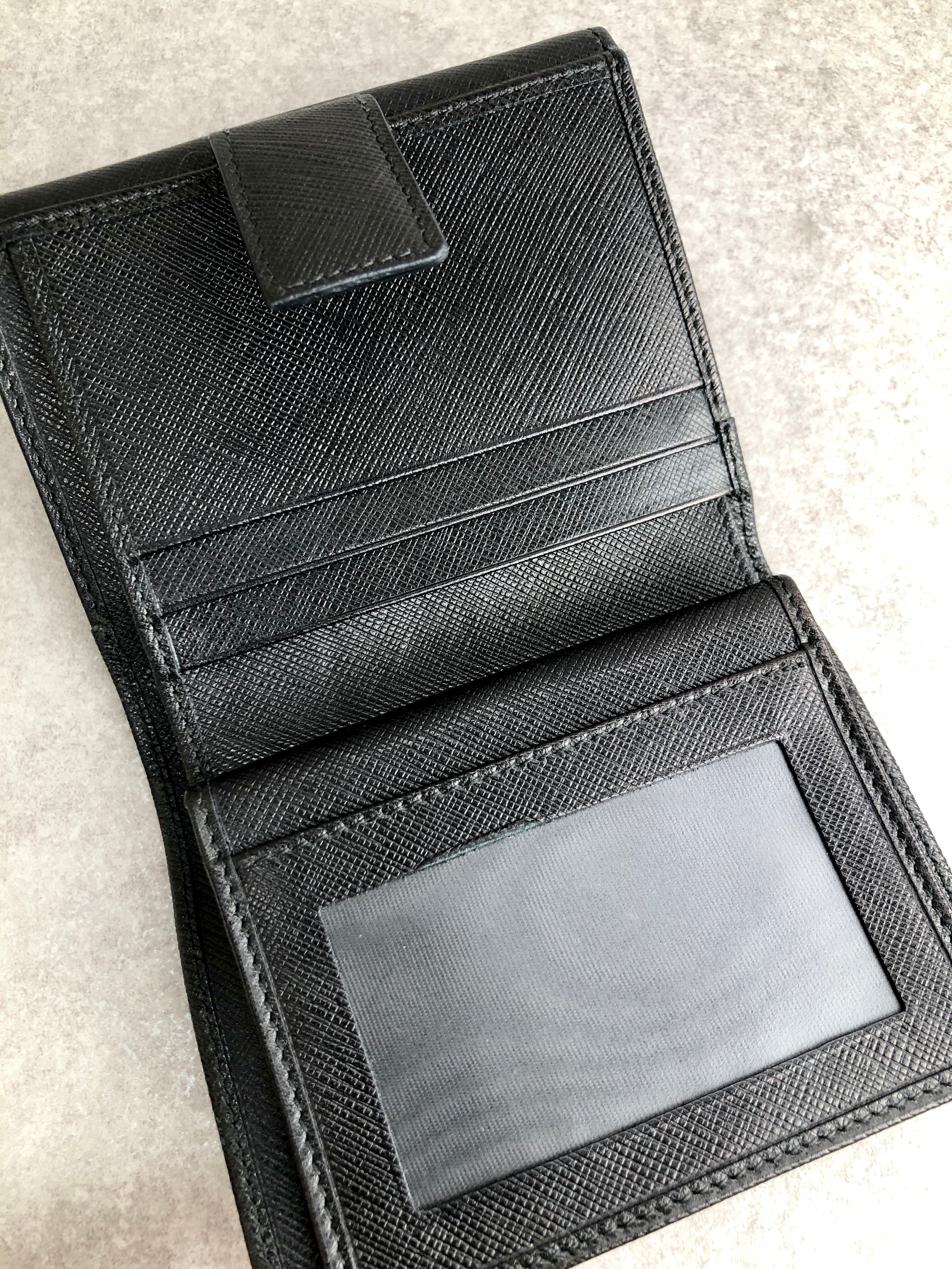 Salvatore Ferragamo サルヴァトーレ フェラガモ 財布 ブラック
