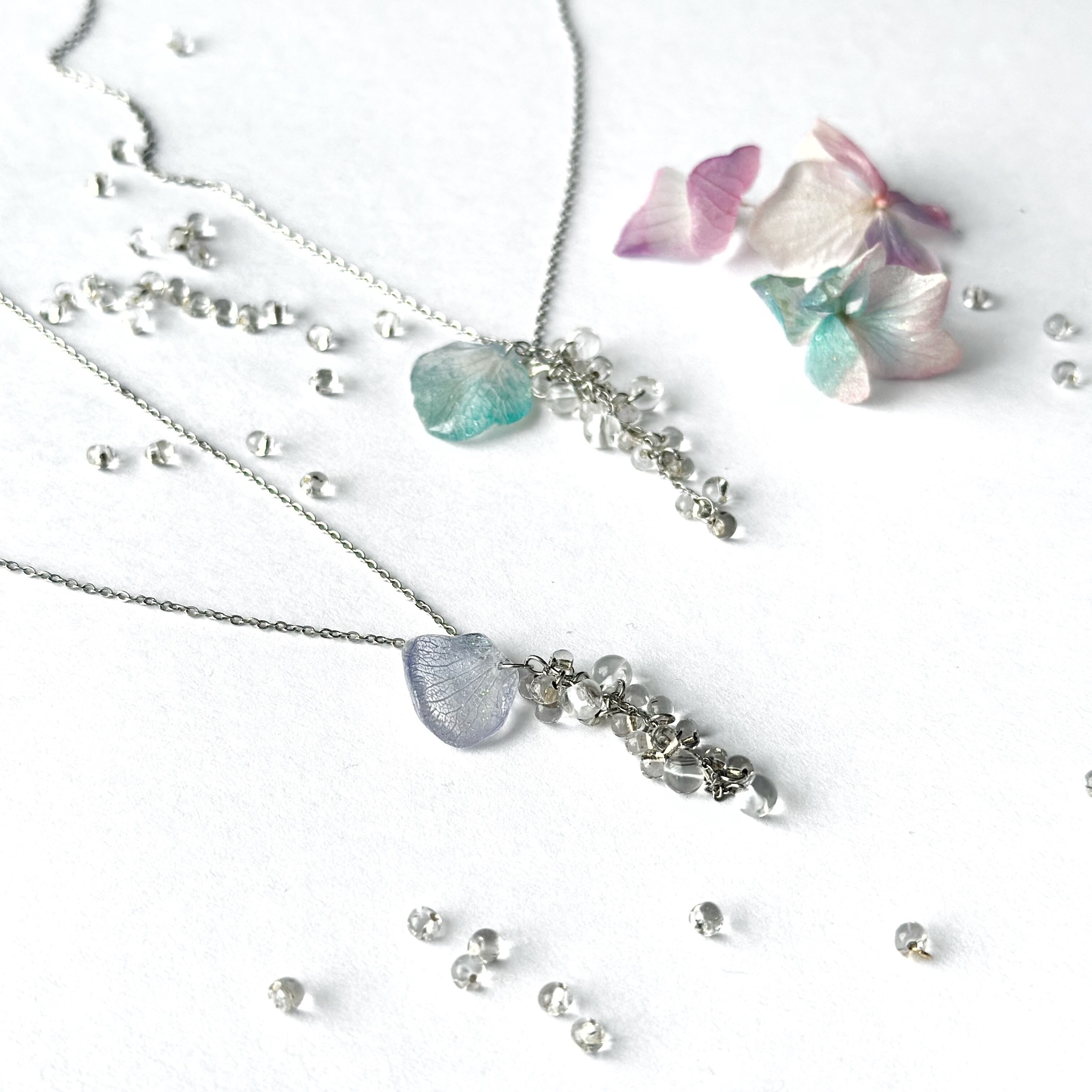 雨粒まとう紫陽花 ネックレス・ペンダント
